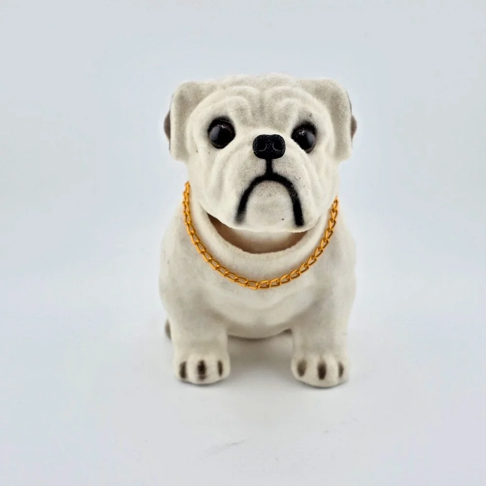 Bobble Head Bulldog With Chain Car Ornament for Desk Dashboard Decoration
